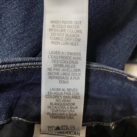 Good American Good Legs Crop Super Stretch Jeans - Picture 14 of 16